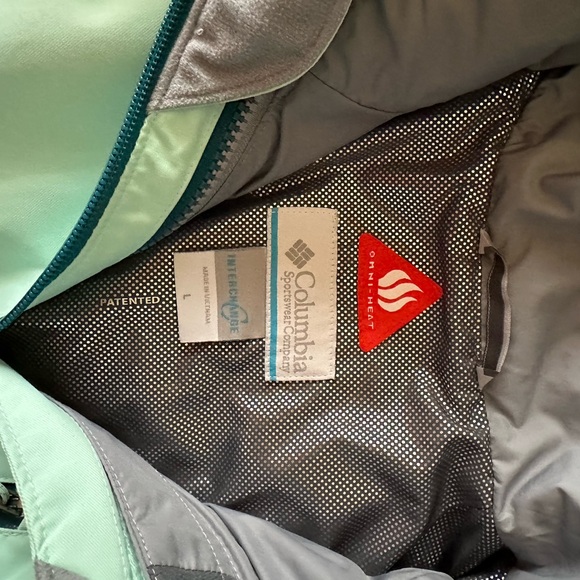 Columbia Light Green Hooded Jacket - Picture 4 of 4